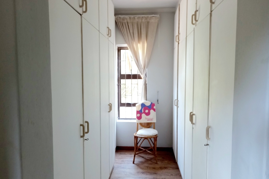 5 Bedroom Property for Sale in Vredenburg Western Cape